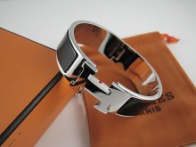Hermes Black Enamel Clic H Bracelet Narrow Width (18mm) In Silver
